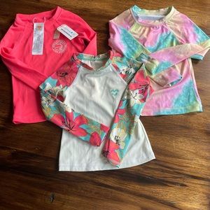 Bundle of 3 Billabong Rashguards - size 5
